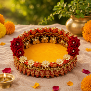 Designer Singhasan with golden and red rose flowers