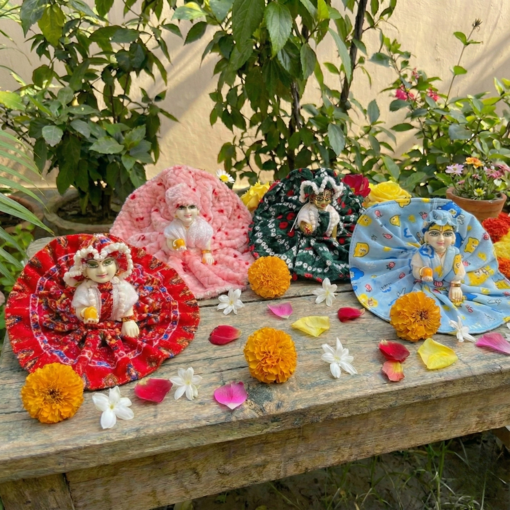 Winter special combo- 4 premium velvet dress + 4 socks, 2 shawl 4 nappy